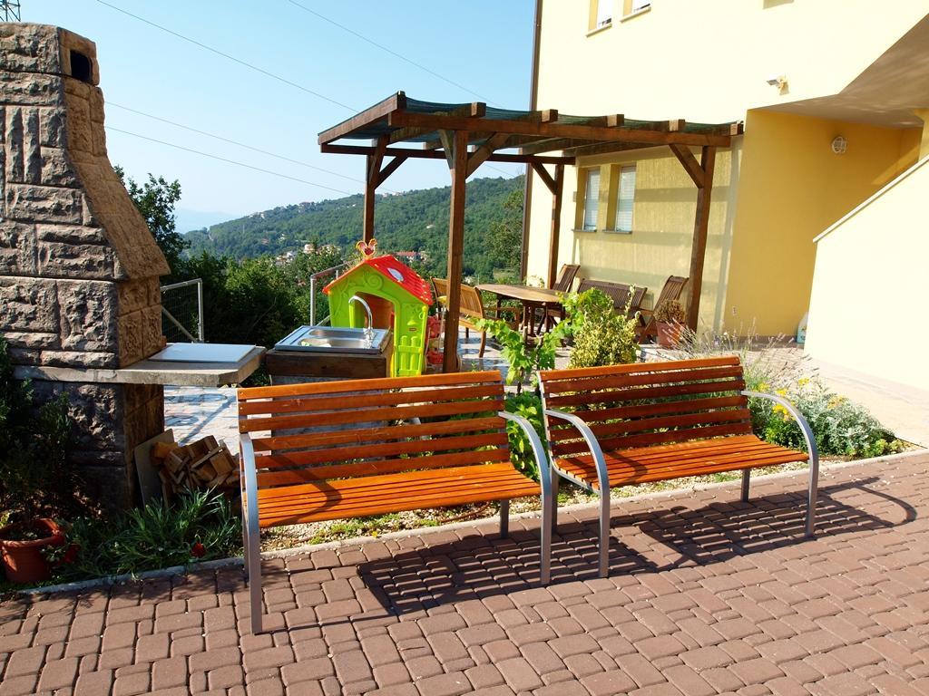 Apartments Jakov Matulji Exterior foto